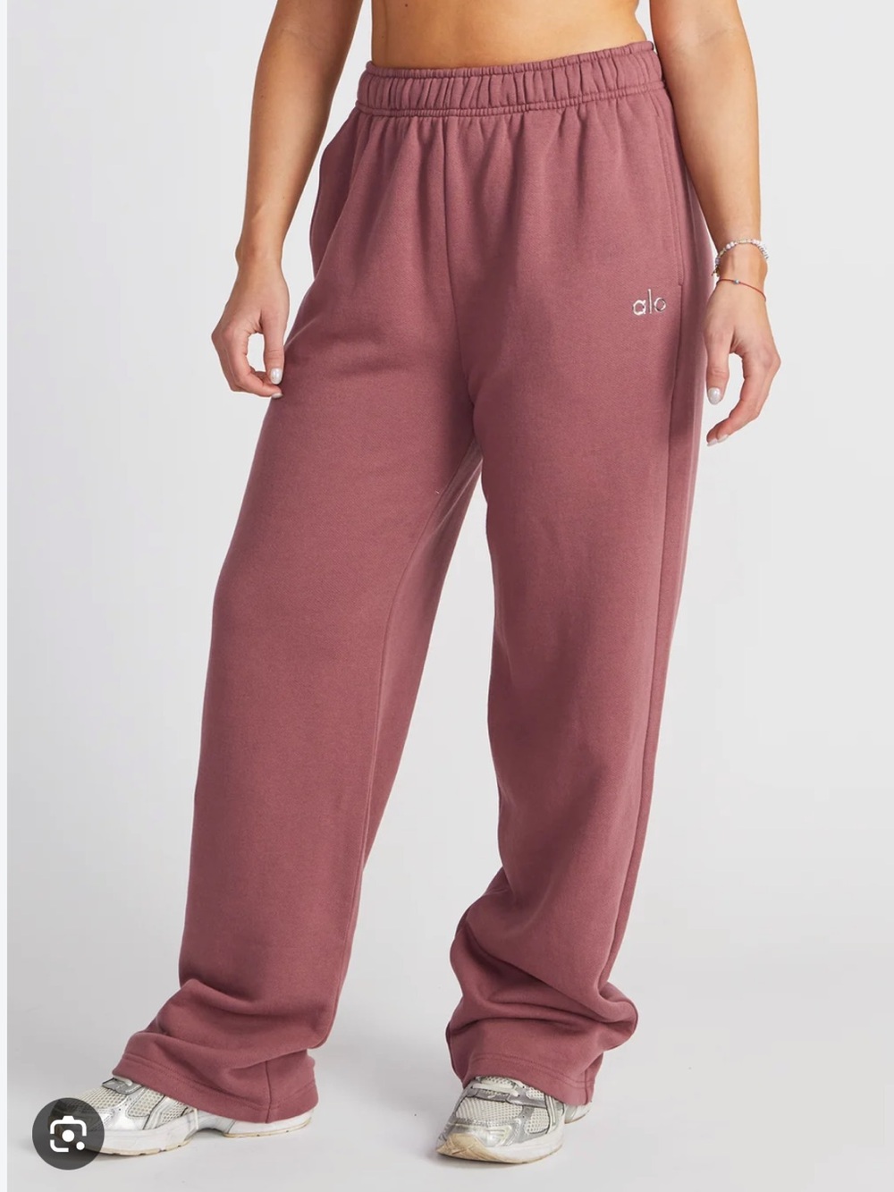 ALO Yoga Women's Pink Sweatpants sweats small S loungewear pink wild rose